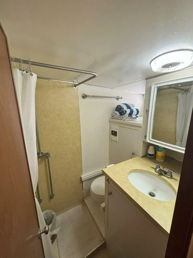 Slide: The Image of Matthews 4 Flush Deck 1972 - 5527462