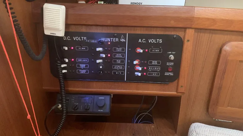 Slide: The Image of Hunter 30 T 1991 - 5508447