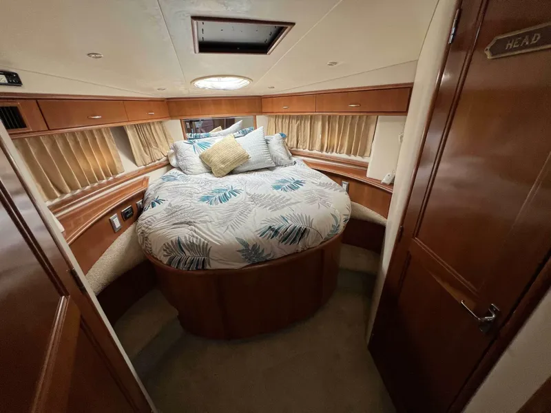 Slide: The Image of 2006 Carver 444 Cockpit Motor Yacht - Guest Stateroom - 5511825