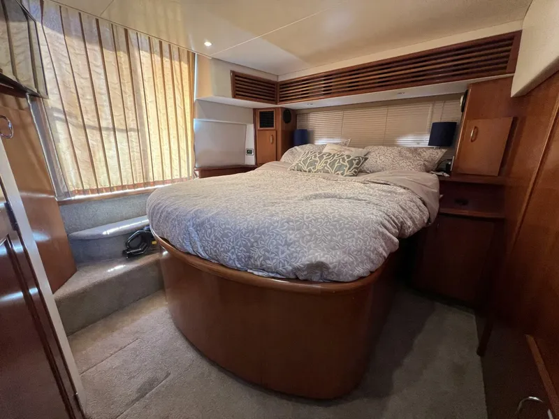 Slide: The Image of 2006 Carver 444 Cockpit Motor Yacht - Master Stateroom - 5511829