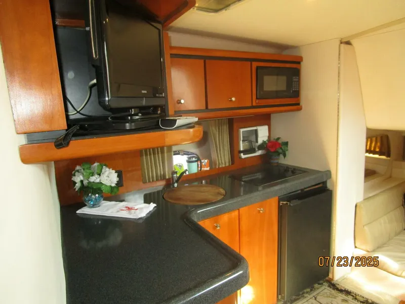 Slide: The Image of 40' Trojan galley1 - 5509160