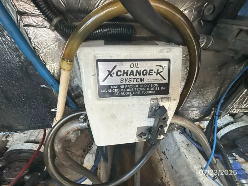 Slide: The Image of 40' Trojan oi change system - 5509172