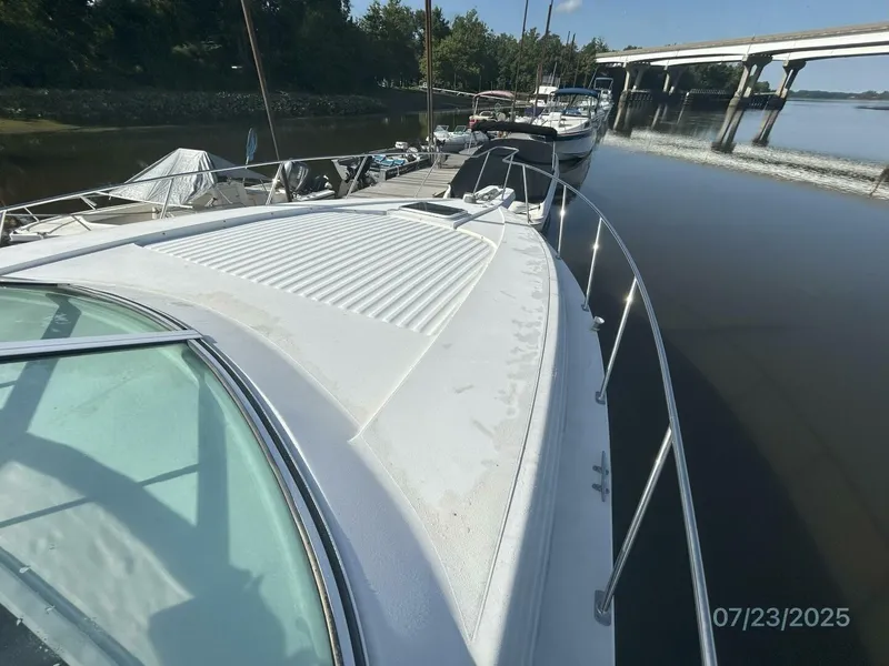 Slide: The Image of 40' Trojan foredeck1 - 5509158