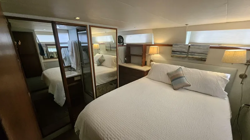 Slide: The Image of Tollycraft 45 1995 - 5509277