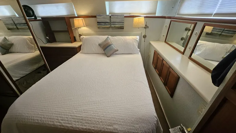 Slide: The Image of Tollycraft 45 1995 - 5509278