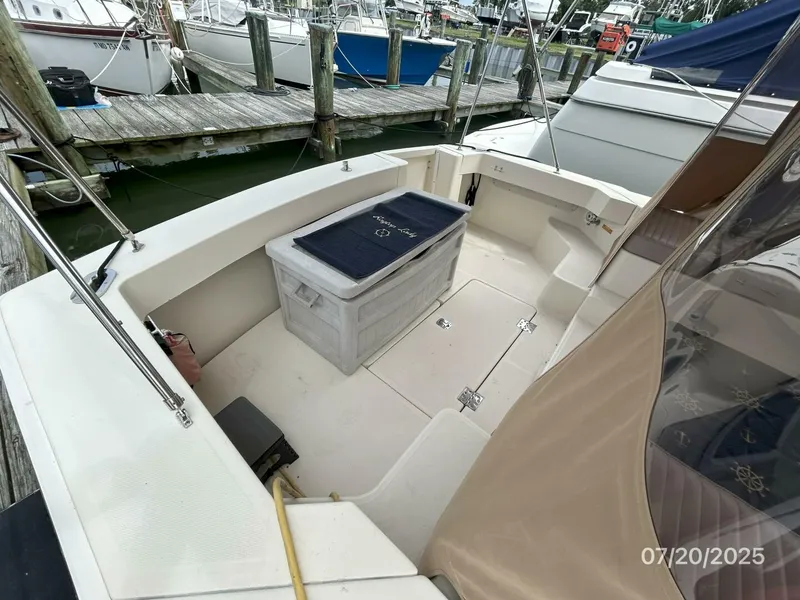 Slide: The Image of 34' Mainship cockpit1 - 5509370