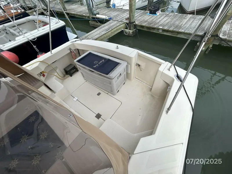 Slide: The Image of 34' Mainship cockpit2 - 5509371