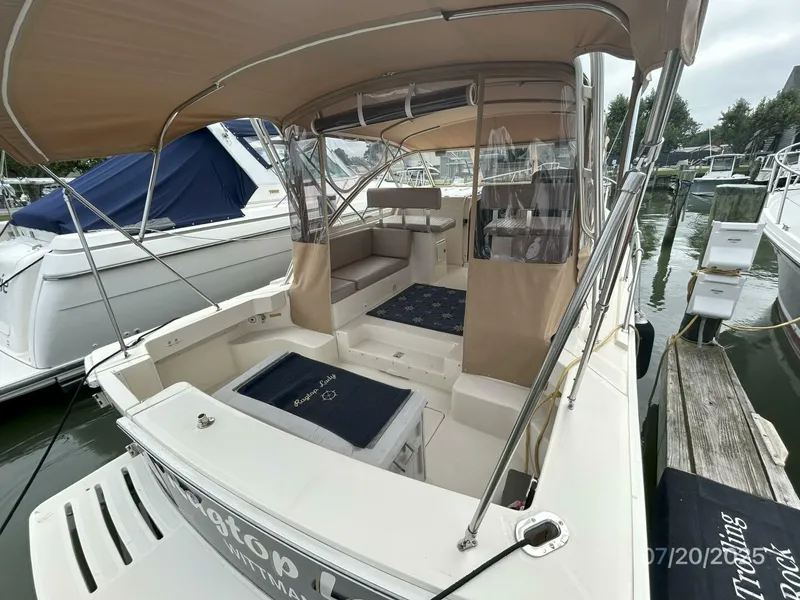 Slide: The Image of 34' Mainship cockpit forward - 5509369