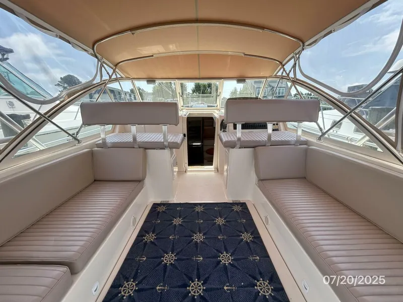 Slide: The Image of 34' Mainship upper deck forward - 5509415