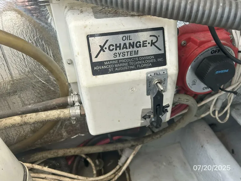 Slide: The Image of 34' Mainship oil change system - 5509391