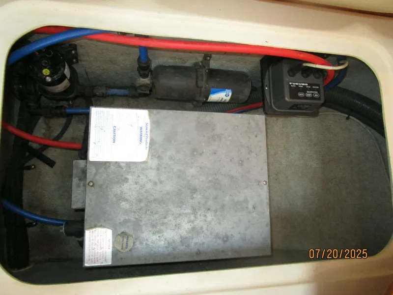 Slide: The Image of 34' Mainship water heater - 5509416