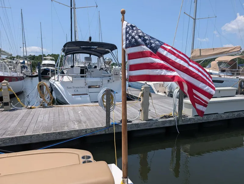 Slide: The Image of Sea Ray 280 SLX 2023 - 5510014