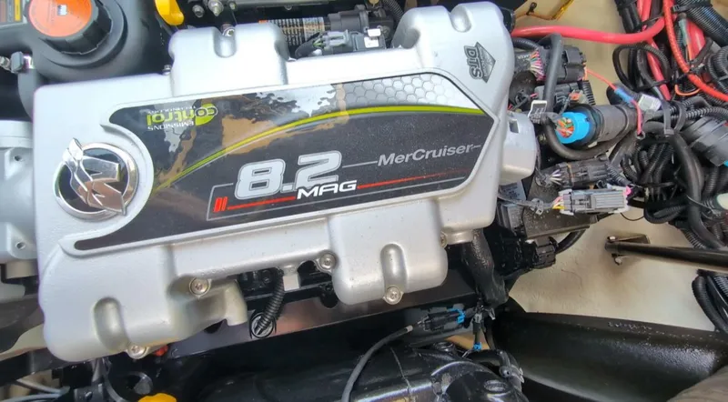 Slide: The Image of Sea Ray 280 SLX 2023 - 5510015