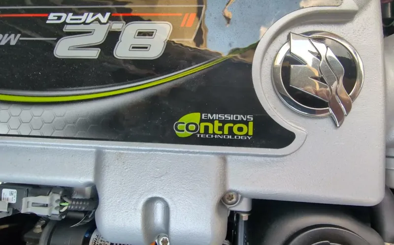 Slide: The Image of Sea Ray 280 SLX 2023 - 5510016