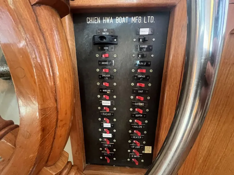 Slide: The Image of Kadey-Krogen 42 1987 - 5509990