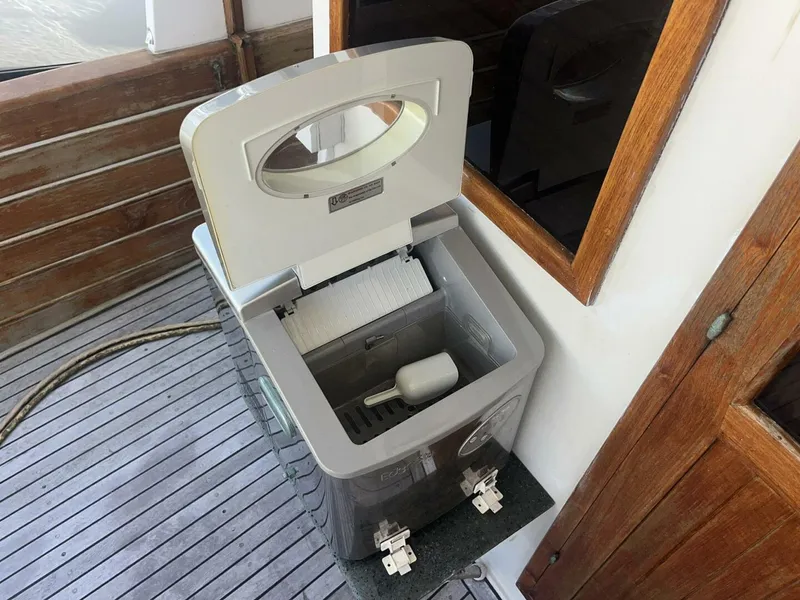 Slide: The Image of Kadey-Krogen 42 1987 - 5509872