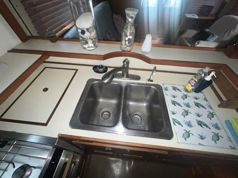 Slide: The Image of Kadey-Krogen 42 1987 - 5509897