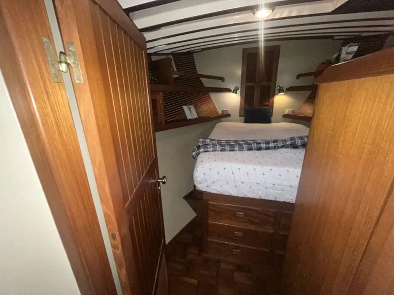 Slide: The Image of Kadey-Krogen 42 1987 - 5509930