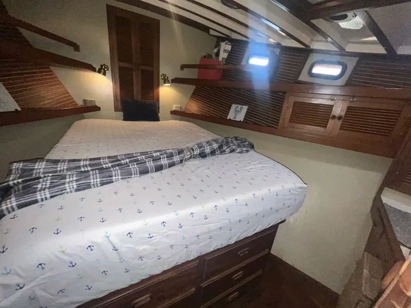 Slide: The Image of Kadey-Krogen 42 1987 - 5509933