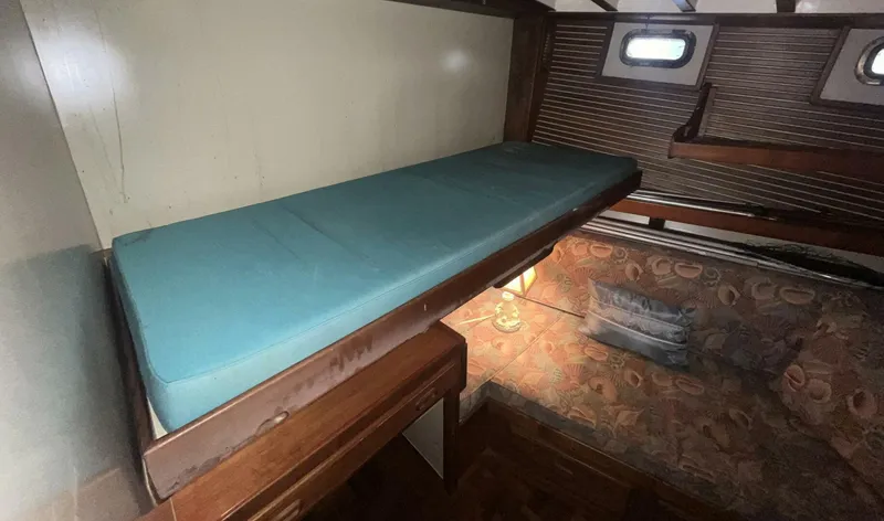 Slide: The Image of Kadey-Krogen 42 1987 - 5509947