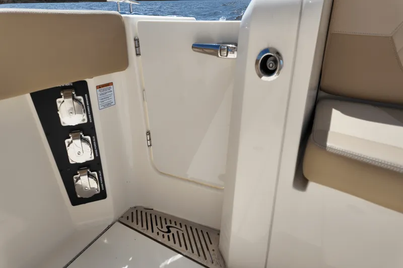 Slide: The Image of Scout 377 LXF 2025 - 53