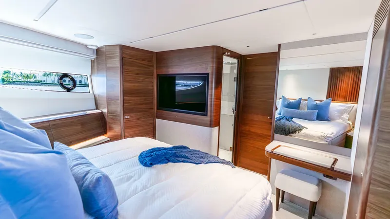 Slide: The Image of Princess X80 2024 - 5512188