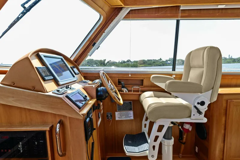 Slide: The Image of 2013 Sabre 38 Salon Express- FIVE O'CLOCK- Helm - 5512785