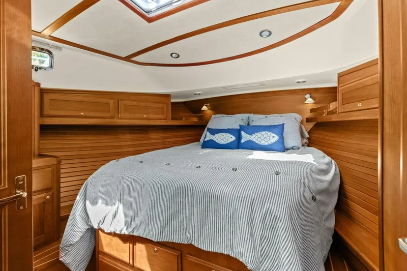 Slide: The Image of 2013 Sabre 38 Salon Express- FIVE O'CLOCK- Master Stateroom - 5512796