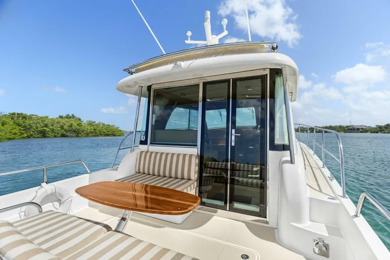 Slide: The Image of 2013 Sabre 38 Salon Express- FIVE O'CLOCK- Cockpit - 5512764