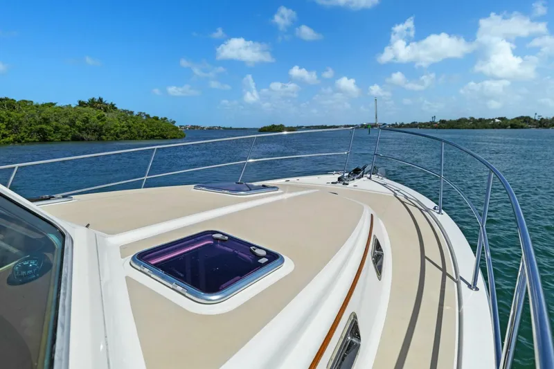 Slide: The Image of 2013 Sabre 38 Salon Express- FIVE O'CLOCK- Bow - 5512772