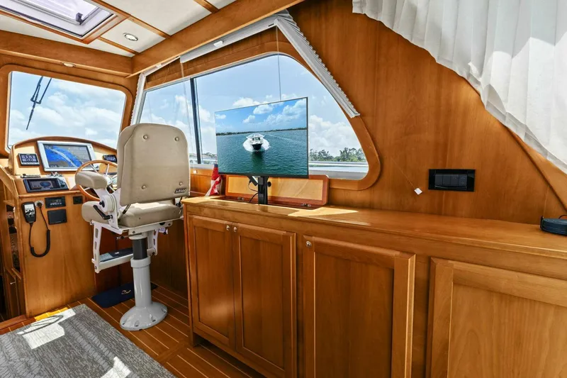 Slide: The Image of 2013 Sabre 38 Salon Express- FIVE O'CLOCK- Helm - 5512776