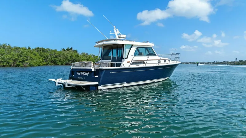 Slide: The Image of 2013 Sabre 38 Salon Express- FIVE O'CLOCK- Profile - 5512747