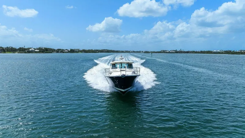 Slide: The Image of 2013 Sabre 38 Salon Express- FIVE O'CLOCK- Bow Profile - 5512758