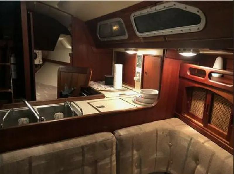 Slide: The Image of Ericson 34 1989 - 5511854