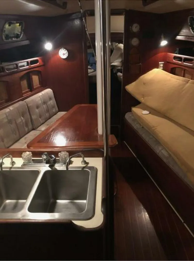 Slide: The Image of Ericson 34 1989 - 5511855