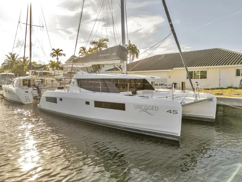 Slide: The Image of Leopard 45 Owners Version 2020 - 5511961