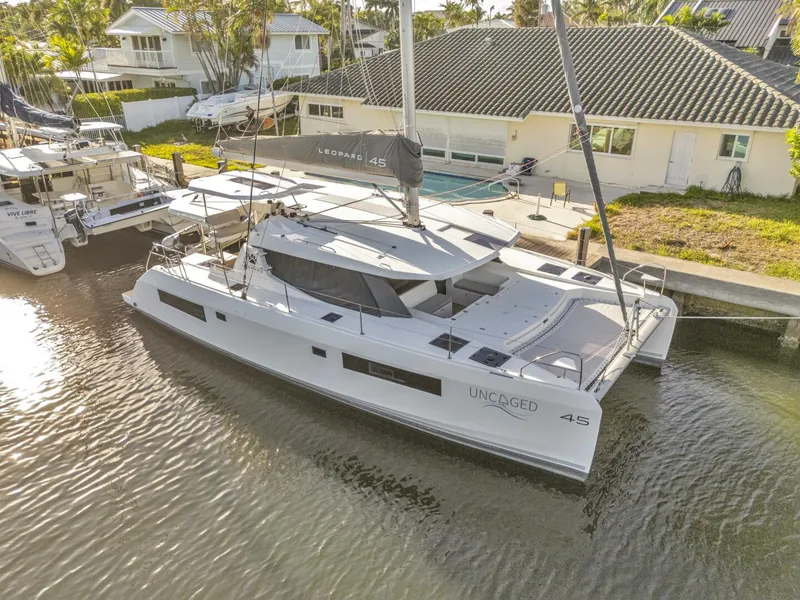 Slide: The Image of Leopard 45 Owners Version 2020 - 5511980