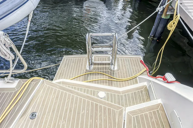 Slide: The Image of Leopard 45 Owners Version 2020 - 5511998