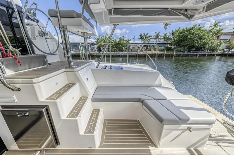 Slide: The Image of Leopard 45 Owners Version 2020 - 5512004