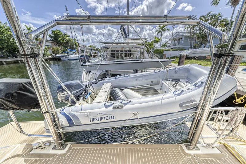 Slide: The Image of Leopard 45 Owners Version 2020 - 5512042