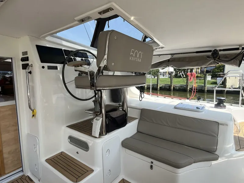 Slide: The Image of Knysna 500se 2021 - 5529433