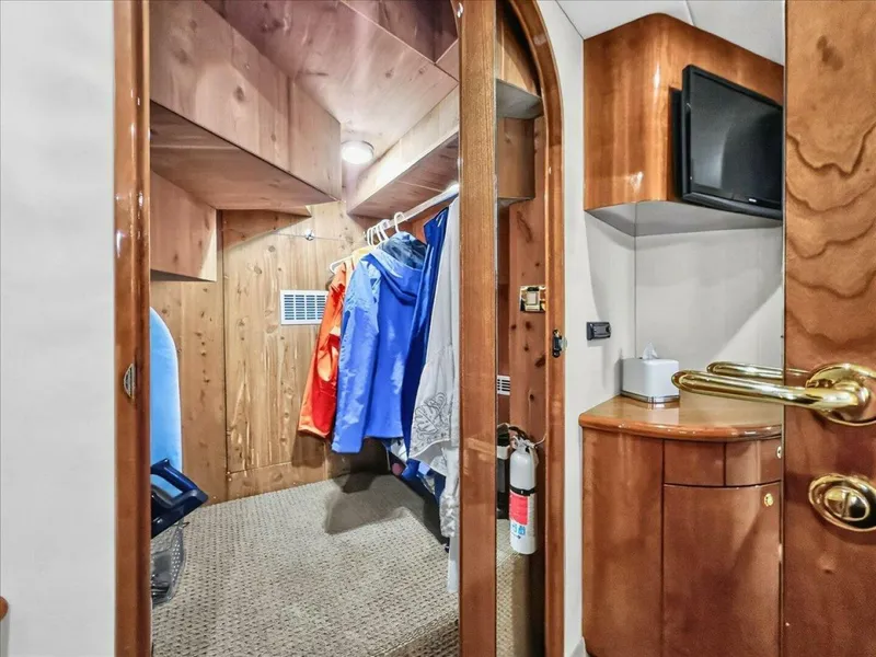 Slide: The Image of Neptunus 56 Flybridge 2004 - 5514072