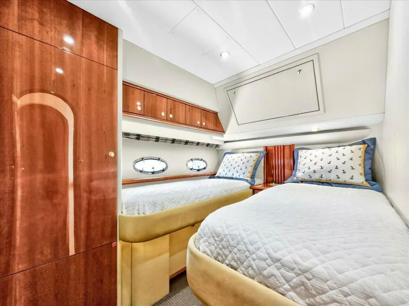 Slide: The Image of Neptunus 56 Flybridge 2004 - 5514082