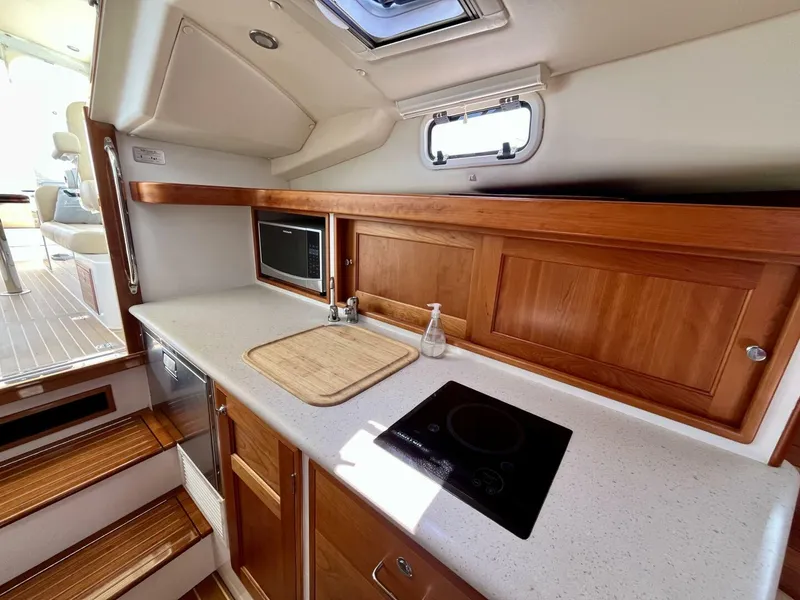 Slide: The Image of MJM 35z 2019 - 5514462