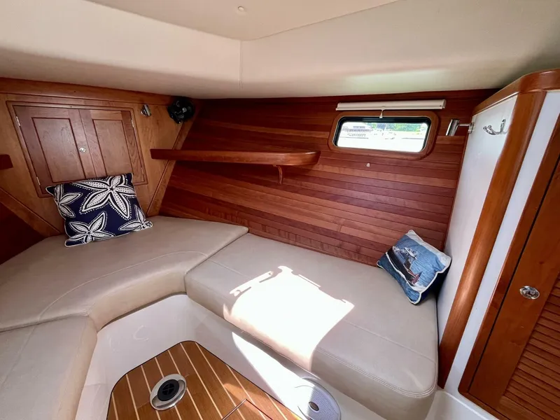 Slide: The Image of MJM 35z 2019 - 5514482