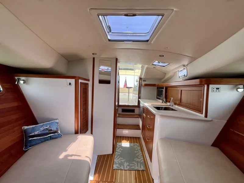 Slide: The Image of MJM 35z 2019 - 5514486