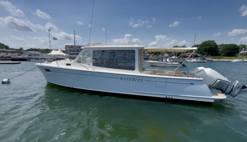 Slide: The Image of MJM 35z 2019 - 5514540