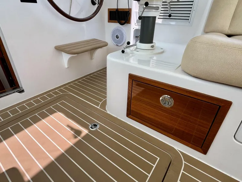 Slide: The Image of MJM 35z 2019 - 5514451