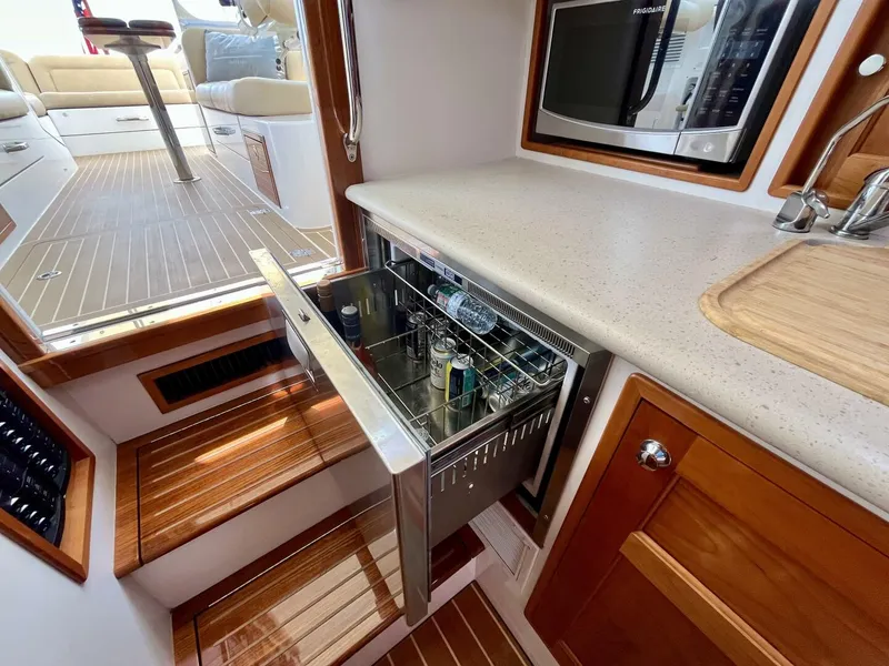 Slide: The Image of MJM 35z 2019 - 5514468