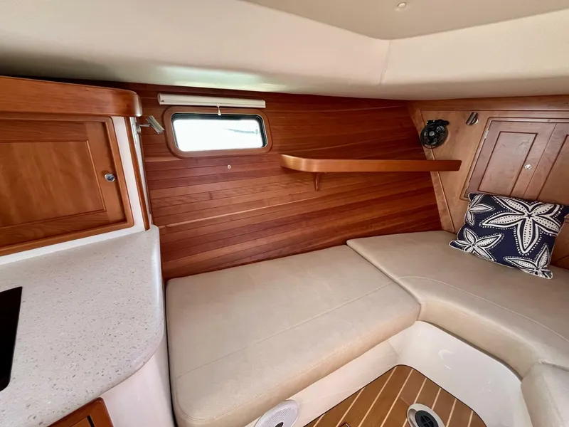 Slide: The Image of MJM 35z 2019 - 5514481